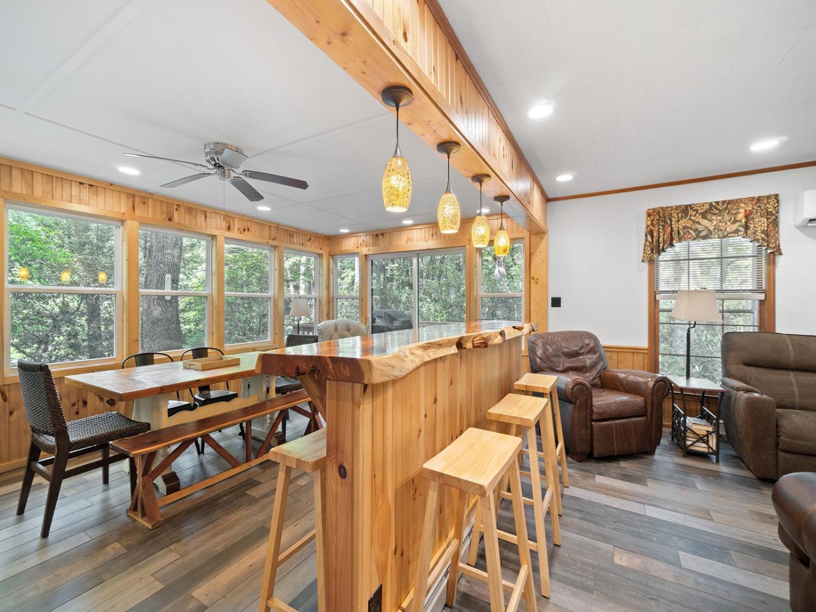 Gingercake Mtn Cottage At Linville Gorge - Wood Burning Fireplace Linville Falls Exterior foto